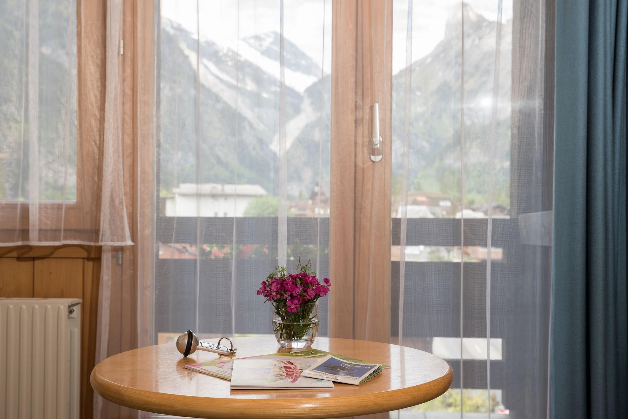 Bluemlisalp Hotell Kandersteg Eksteriør bilde